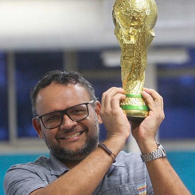 Dum — Creator of Never Give Up